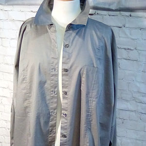 Motto Tops - Motto size 1X gray thigh length button shirt Motto Tops - Motto size 1X gray thigh length button shirt